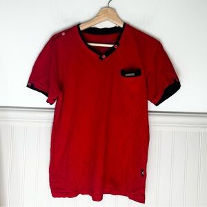 Y2K Bucheli Jeans Medium Red and Black Short Sleeve V Neck Tee